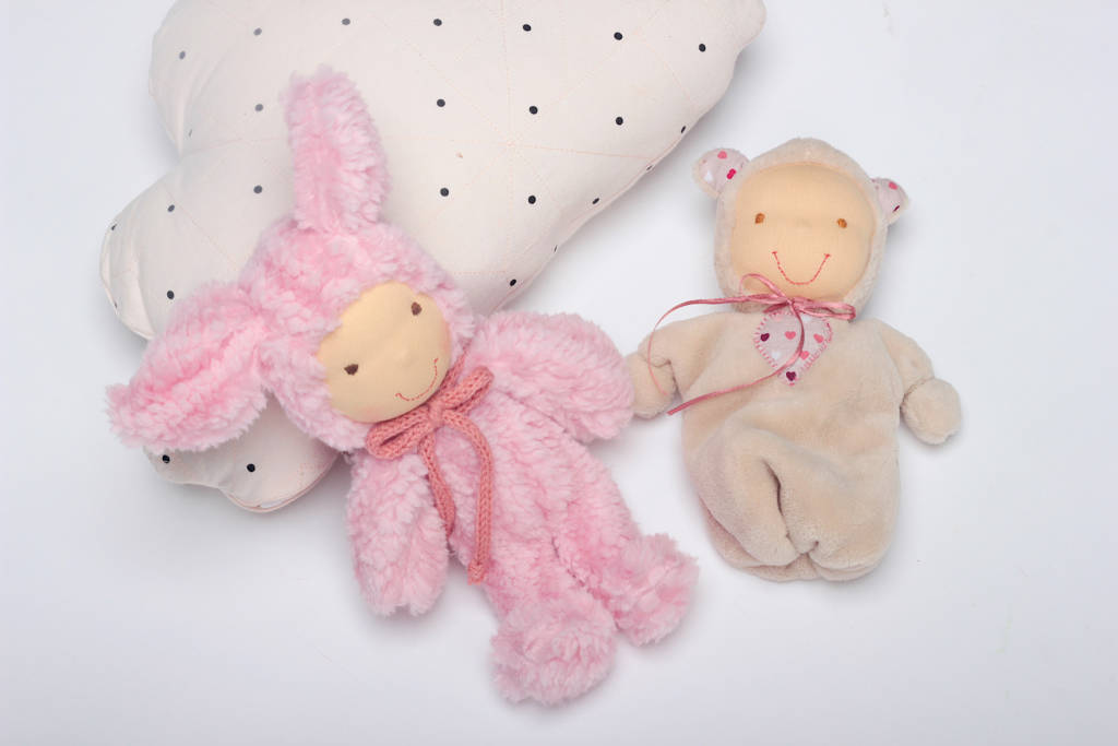 Why is it important to choose the right plush toy for our child? 